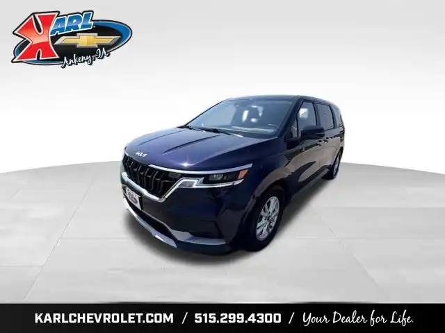 2022 Kia Sedona LX's photo