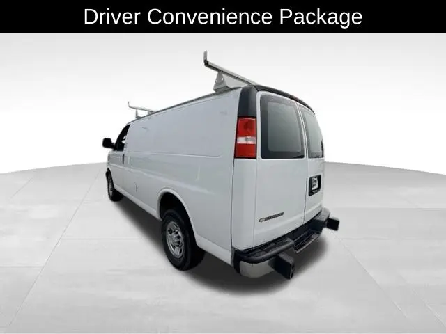 2022 Chevrolet Express 2500 Work Van HD photo 5