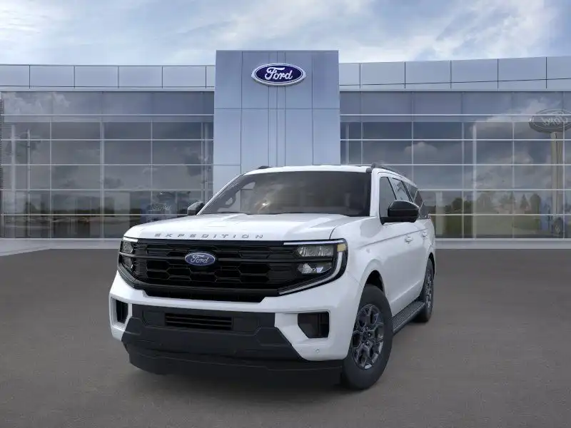2026 Ford Expedition Active's photo