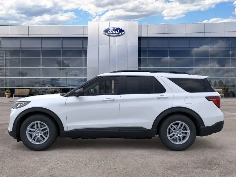 2026 Ford Explorer undefined photo 4