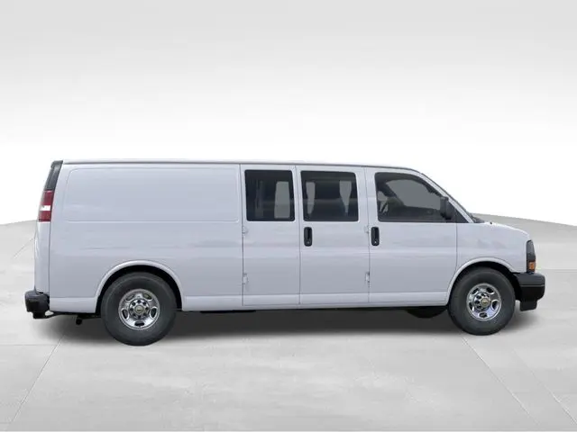2026 Chevrolet Express Work Van HD 2500 Extended photo 5
