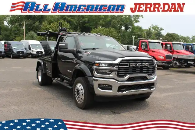 2026 RAM 5500 Big Horn 4X4 Reg Cab SWB DRW 145" WB's photo