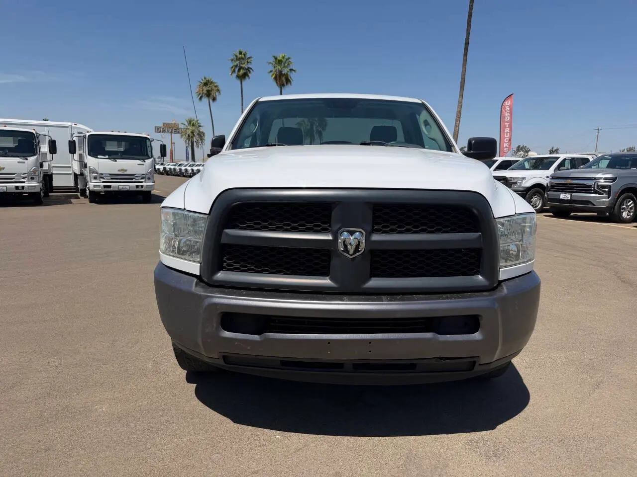 2015 RAM 2500 Tradesman Regular Cab photo 4