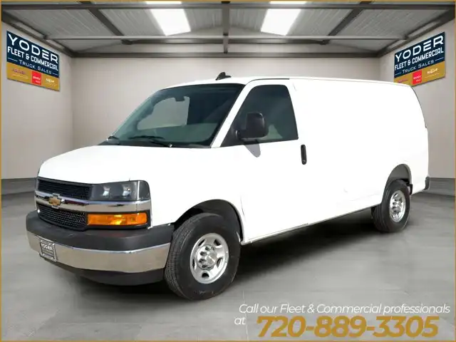 2026 Chevrolet Express 2500 Work Van HD's photo