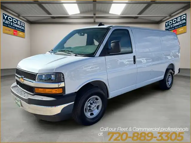 2026 Chevrolet Express 2500 Work Van HD's photo