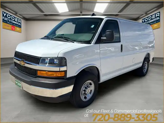 2026 Chevrolet Express 2500 Work Van HD's photo