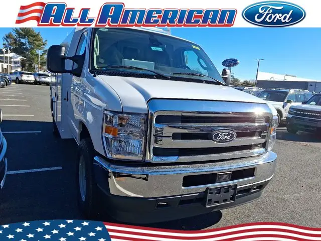 2026 Ford E-Series SRW E-350 Super Duty 138 in WB photo 1