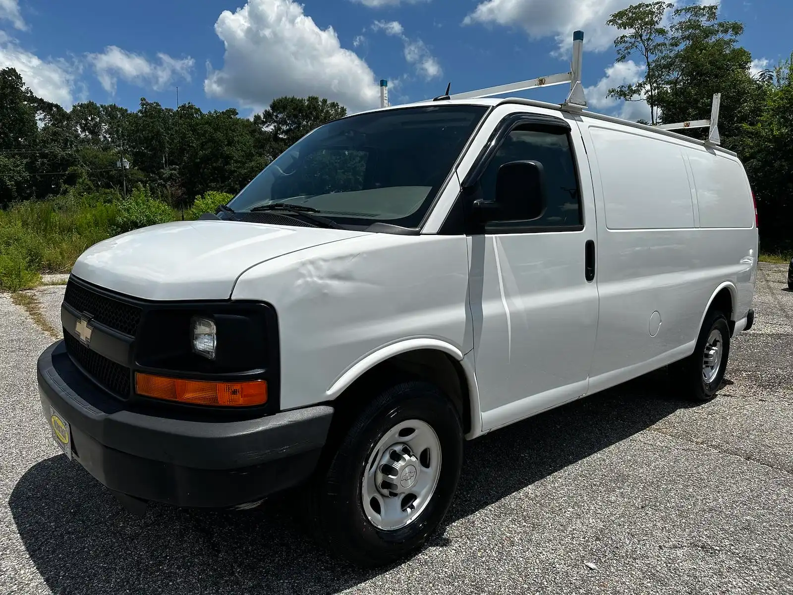 2015 Chevrolet Express 2500 Work Van HD's photo