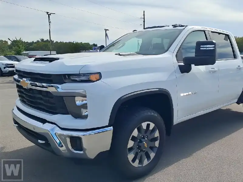 2026 Chevrolet Silverado HD LT 4WD Crew Cab Long Box DRW's photo