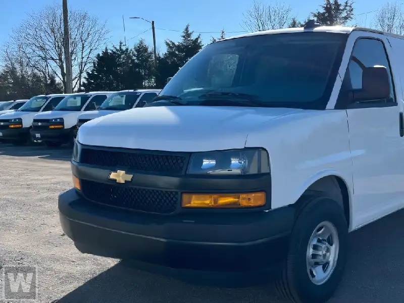2025 Chevrolet Express 3500 139" WB's photo