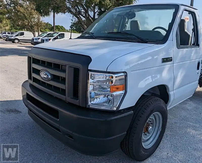 2024 Ford E-Series SRW E-350 Super Duty 138 in WB's photo