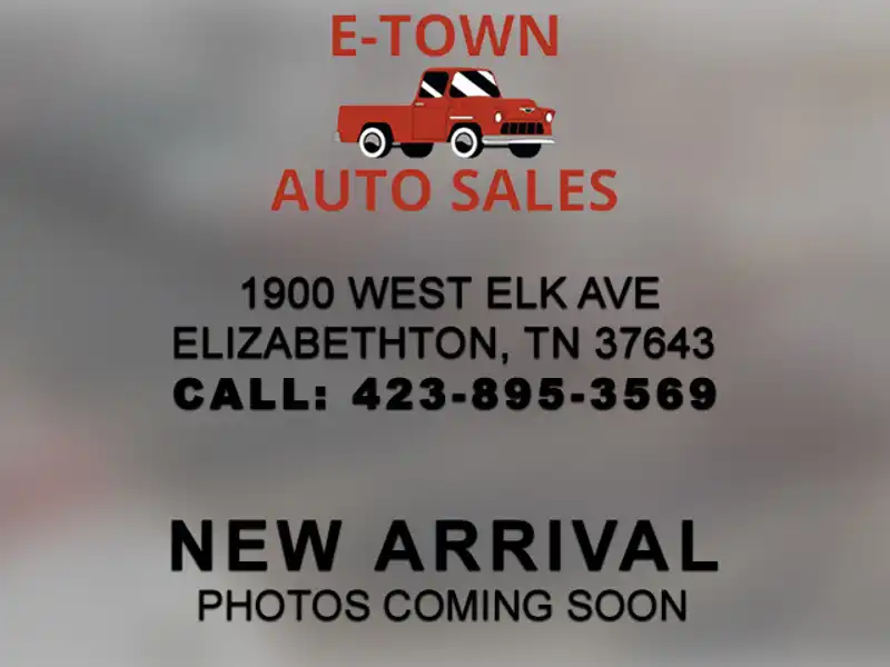 2017 Nissan Titan Platinum Reserve 4WD Crew Cab's photo