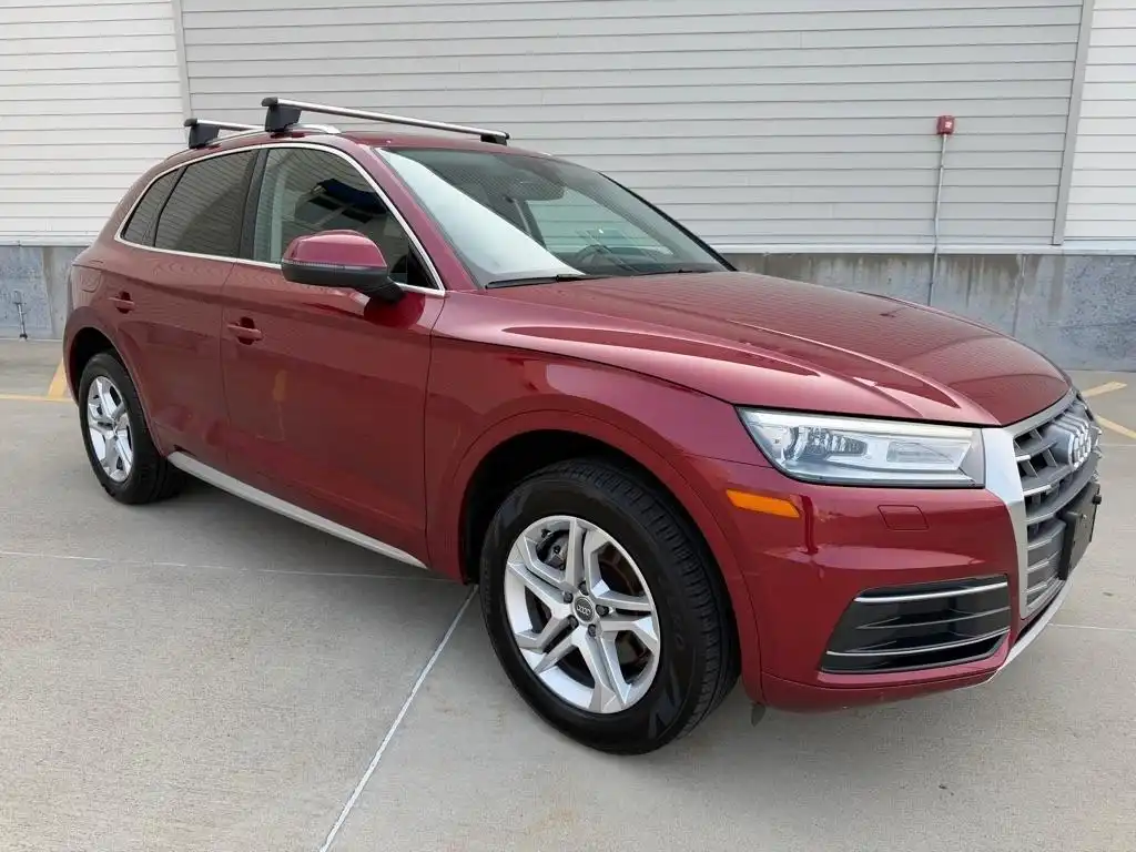 2019 Audi Q5 2.0T quattro S tronic Premium's photo