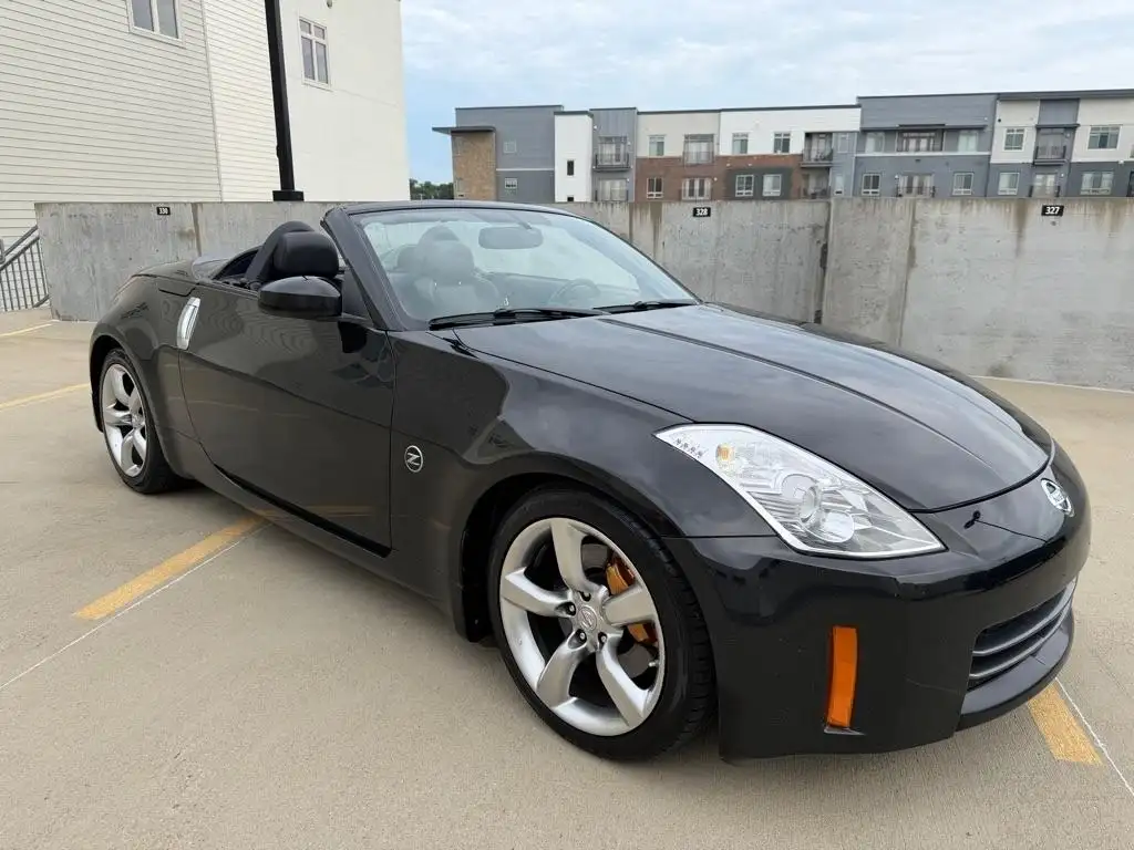 2006 Nissan 350Z Roadster Enthusiast 5AT's photo