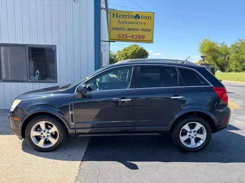 2014 Chevrolet Captiva Sport LT FWD's photo