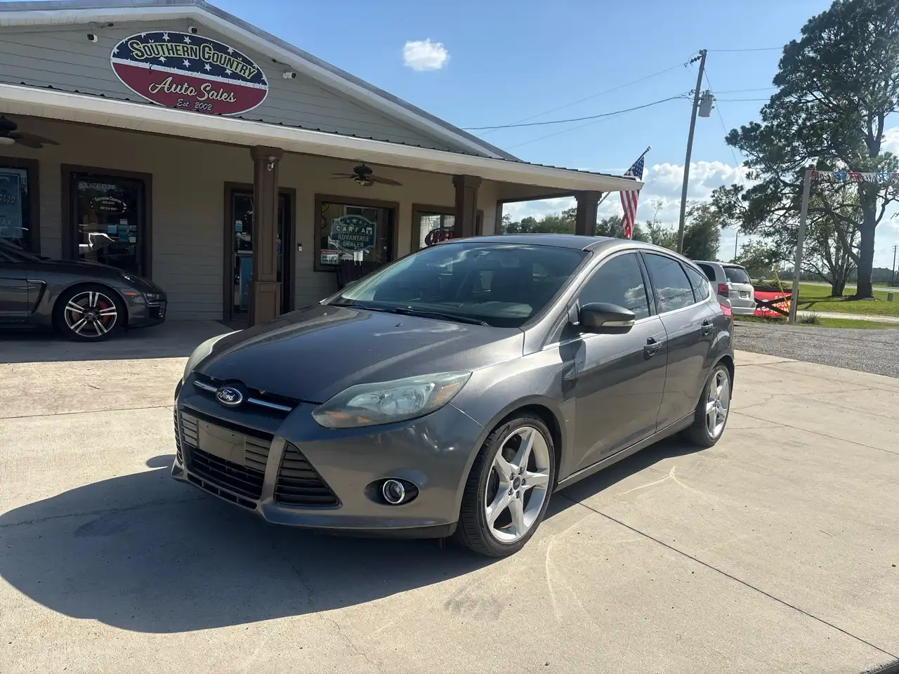 2014 Ford Focus 5 Door Hatch Titanium's photo