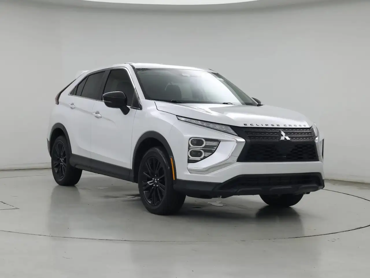 2023 Mitsubishi Eclipse Cross LE S-AWC's photo