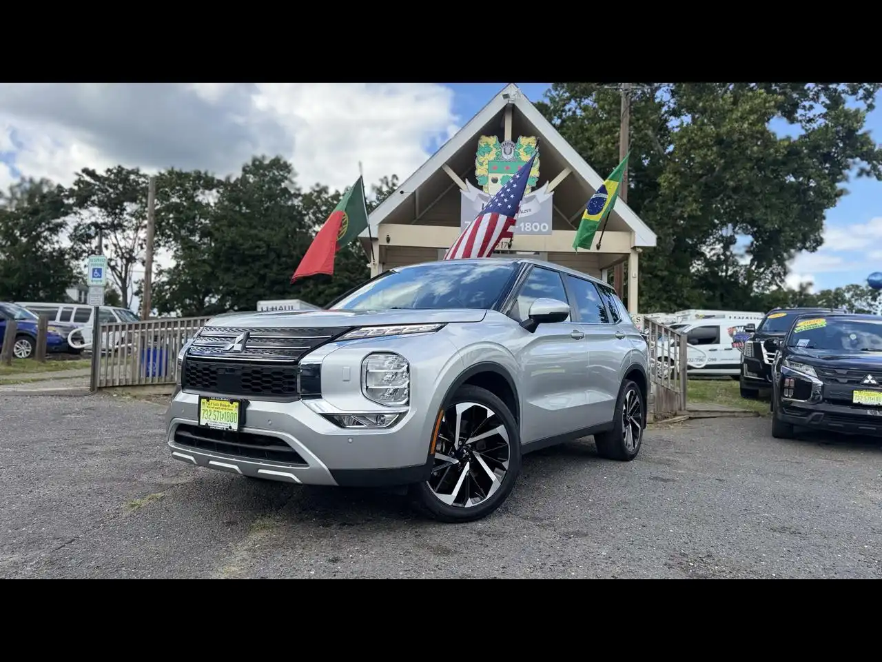2024 Mitsubishi Outlander SE S-AWC's photo