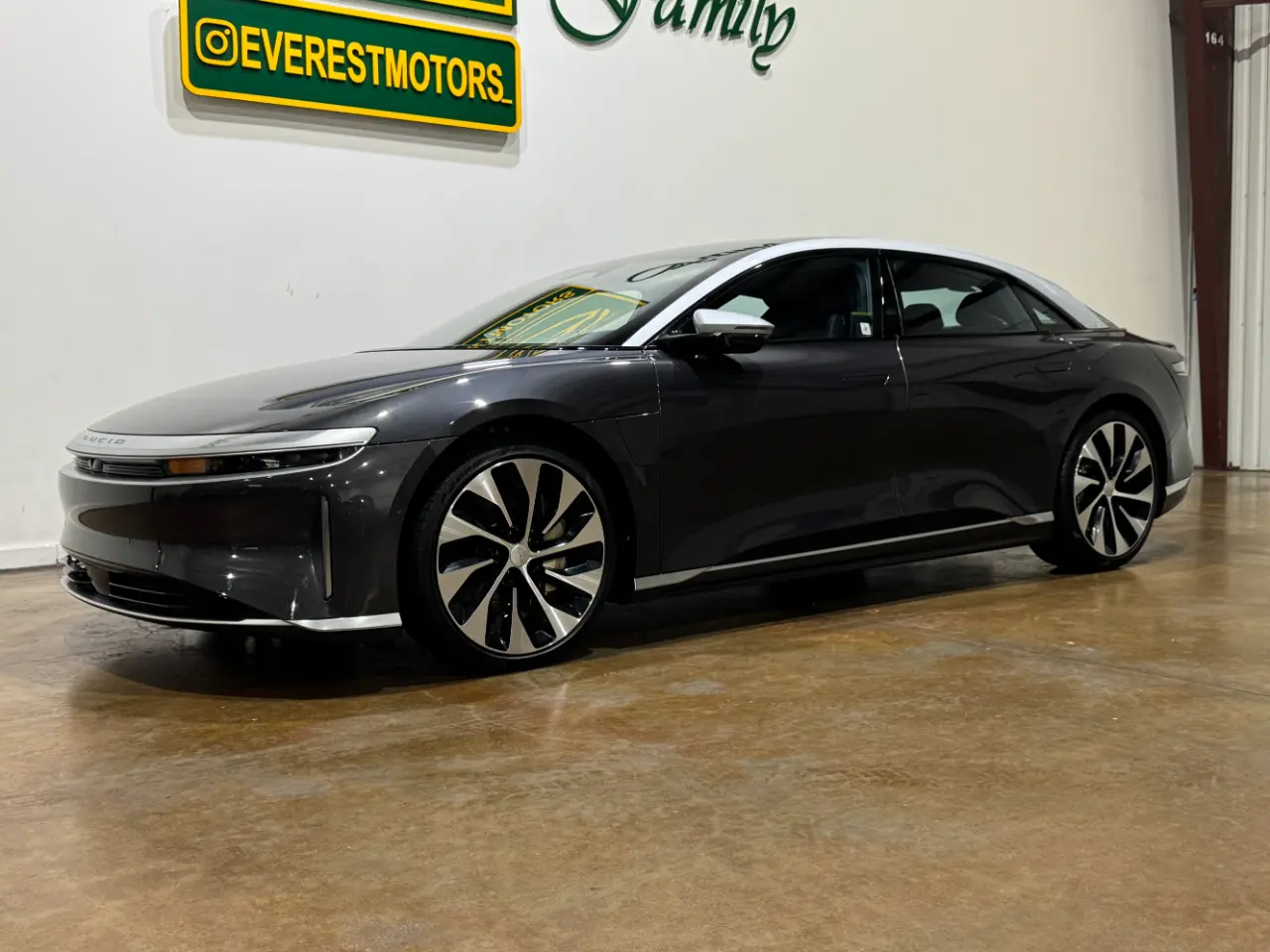 2022 Lucid Air Grand Touring photo 3