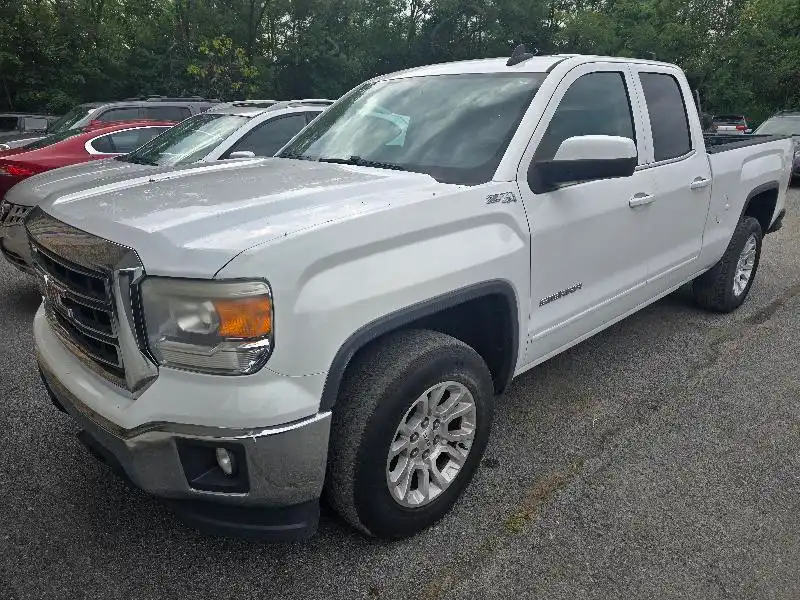 2015 GMC Sierra SLE 4WD Double Cab SWB's photo