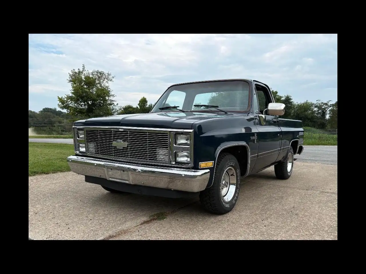 1984 Chevrolet Silverado 1500 Classic's photo