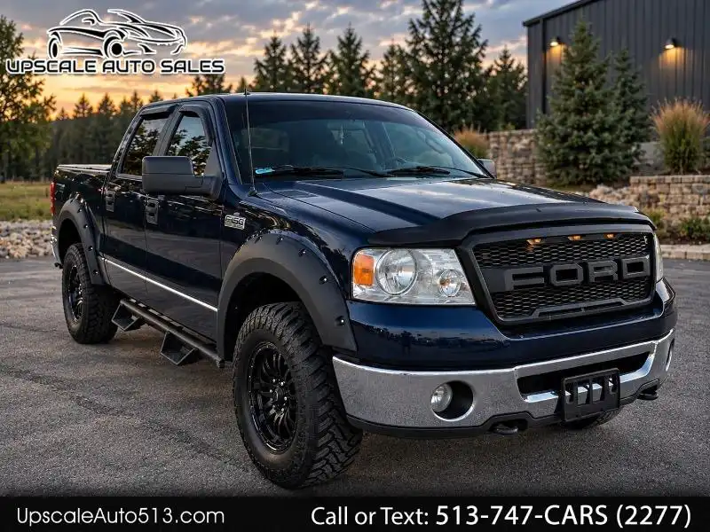 2007 Ford F-150 XLT 4WD SuperCrew 139 in's photo