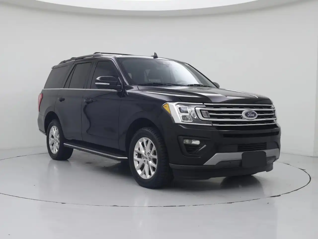 2019 Ford Expedition Limited's photo