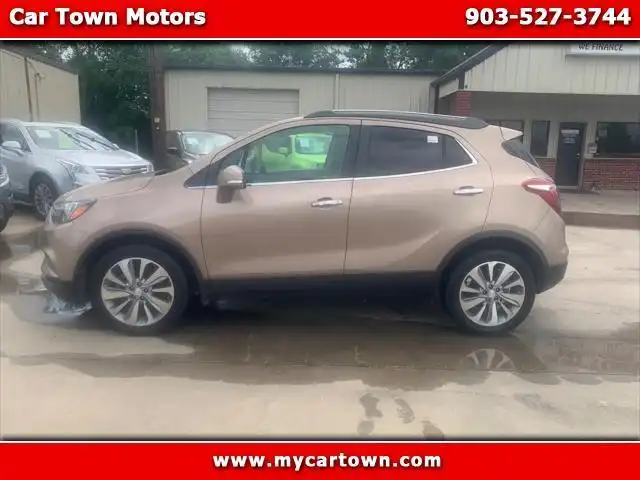 2019 Buick Encore Preferred's photo