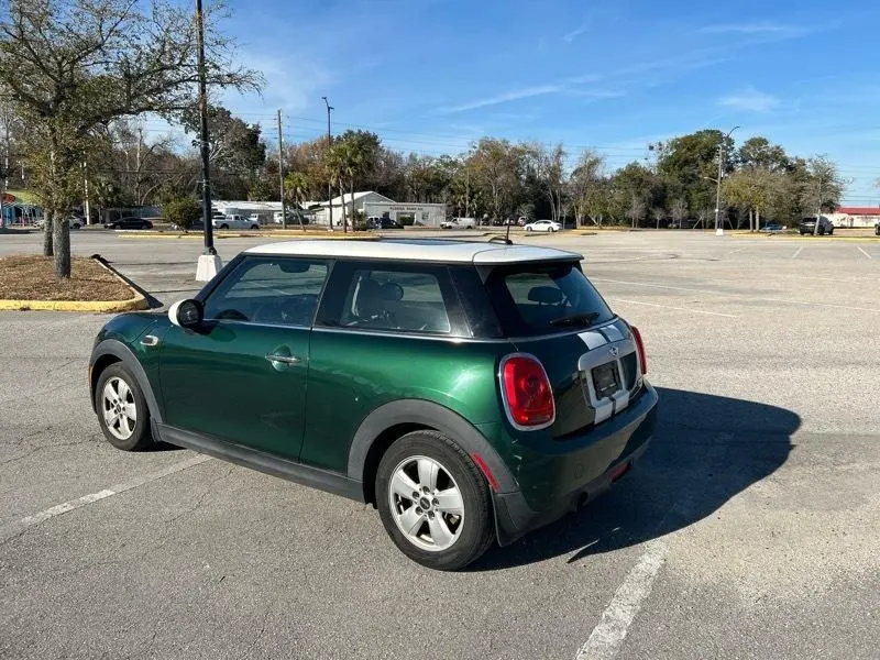 2015 MINI Cooper Base photo 5