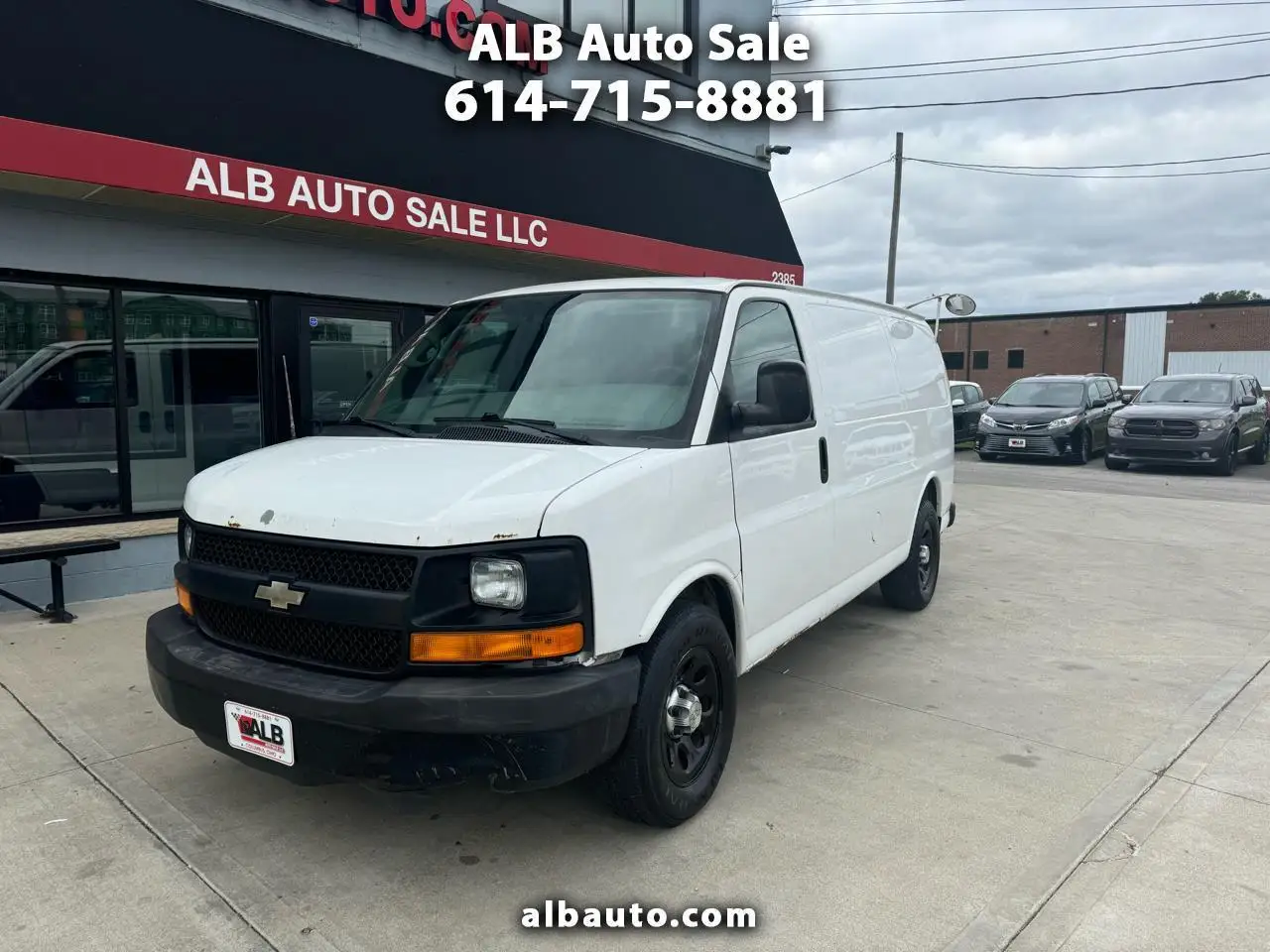 2012 Chevrolet Express 1500 Work Van photo 1