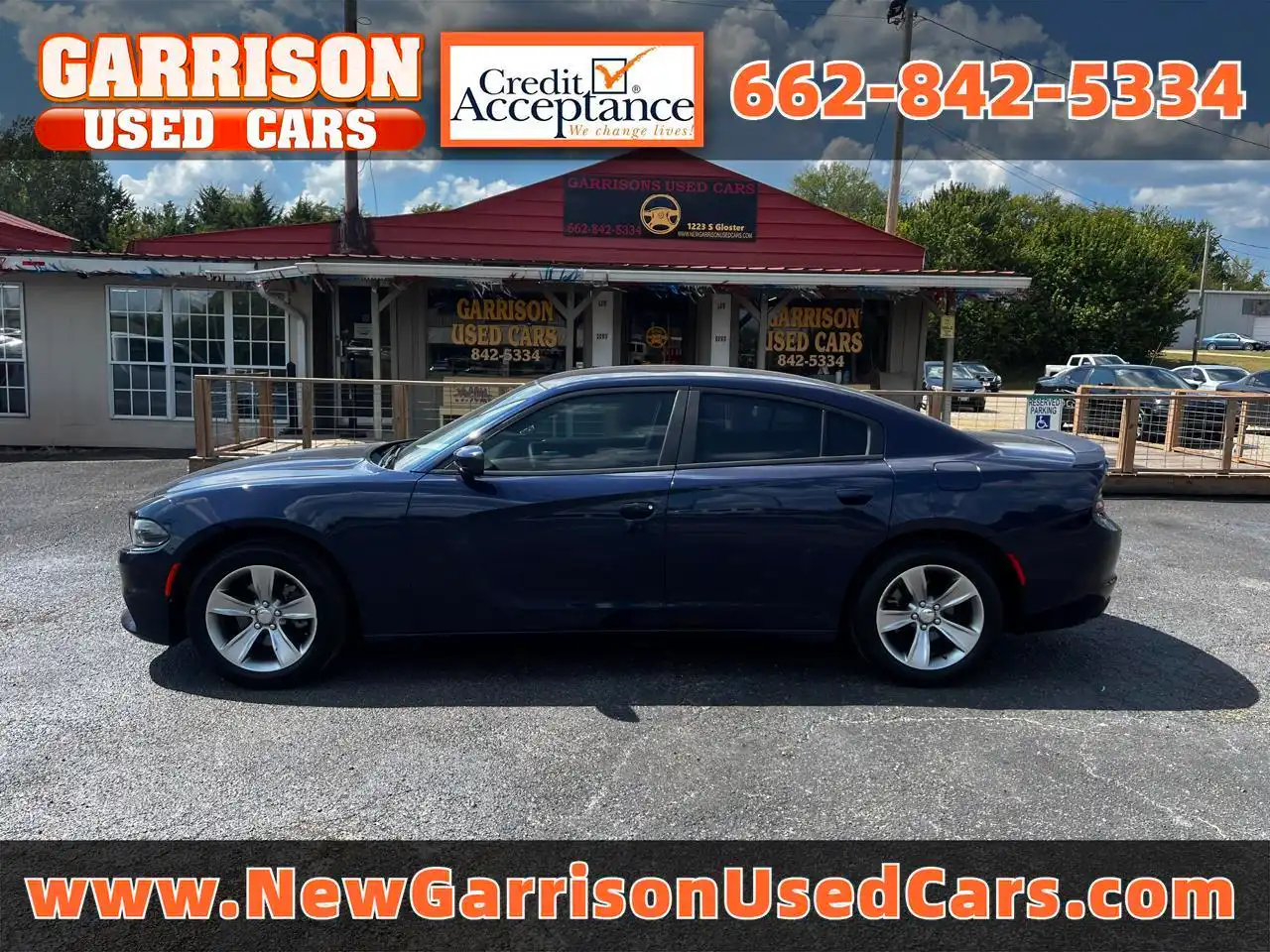 2015 Dodge Charger SE's photo