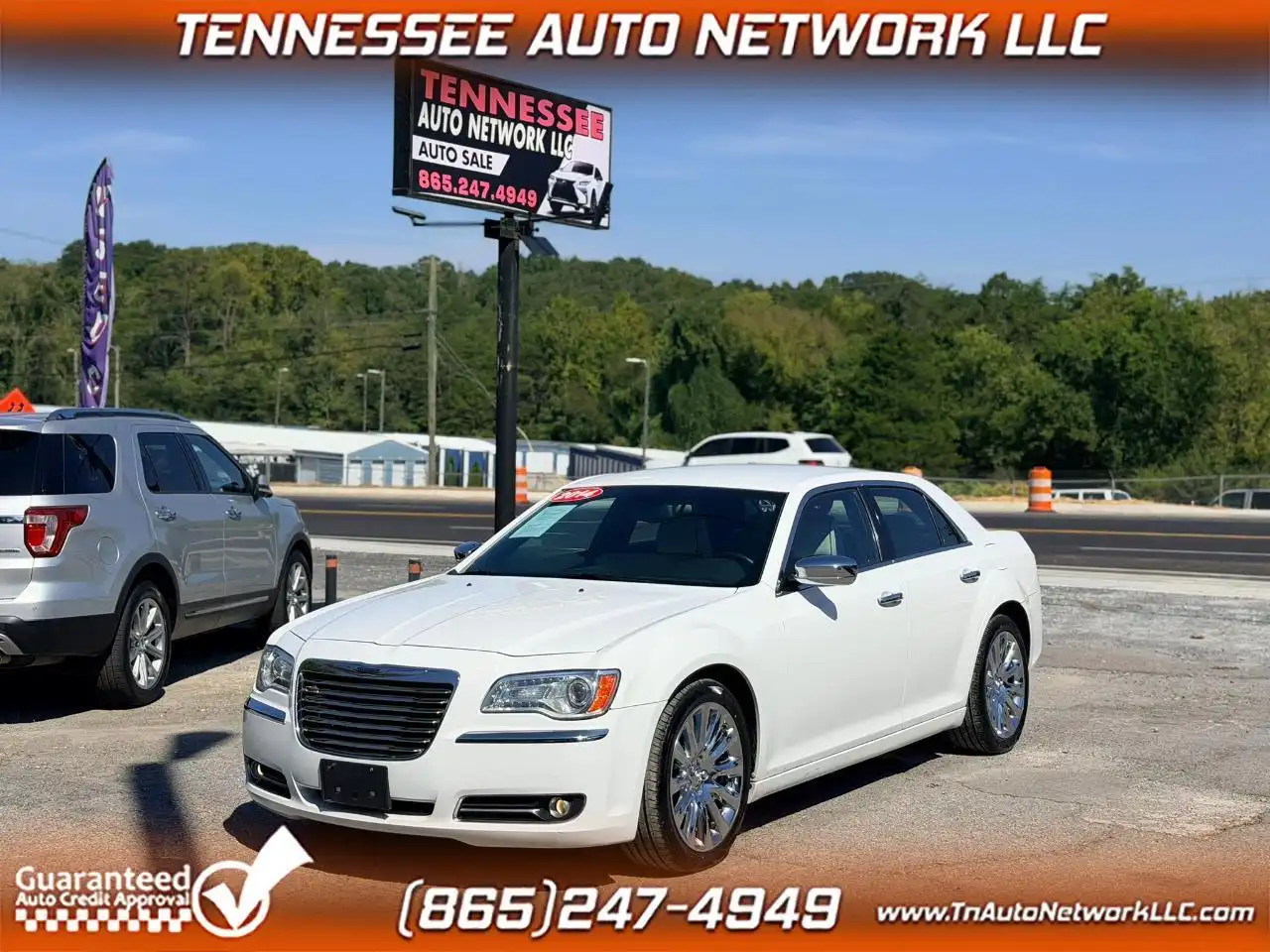 2014 Chrysler 300 Uptown Edition's photo