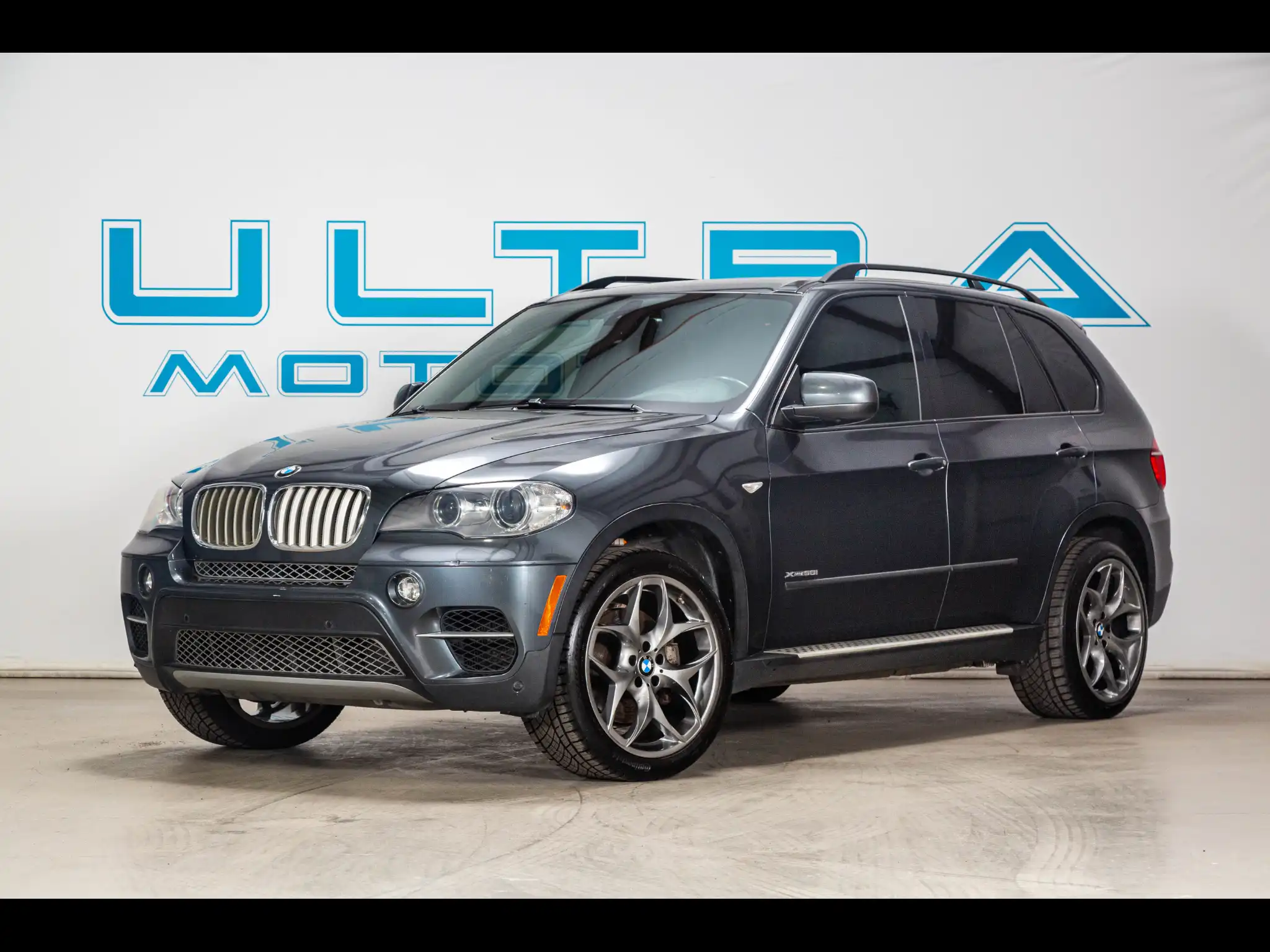 2012 BMW X5 xDrive50i's photo