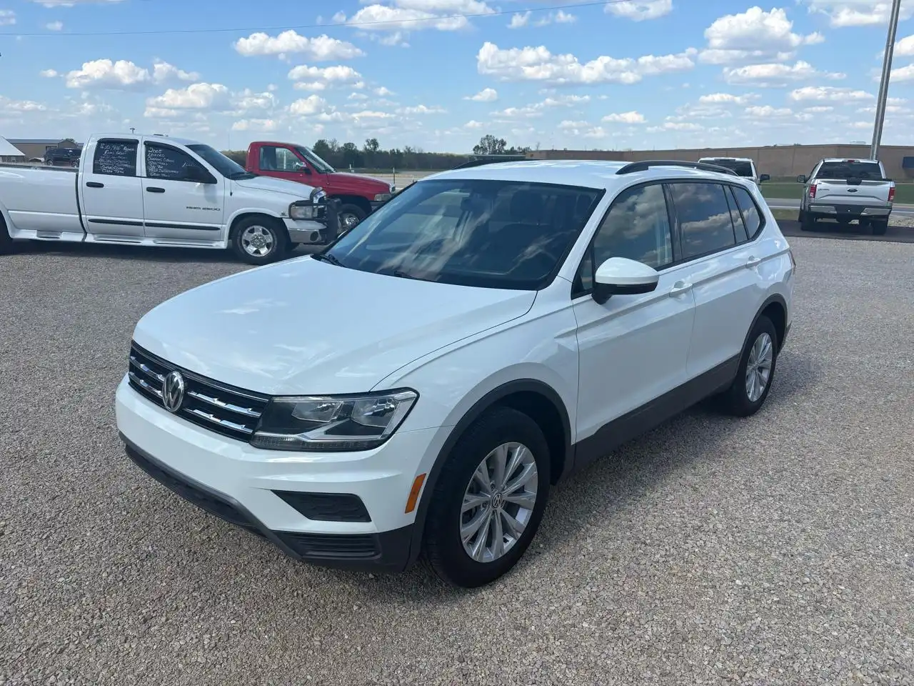 2020 Volkswagen Tiguan 2.0T S's photo
