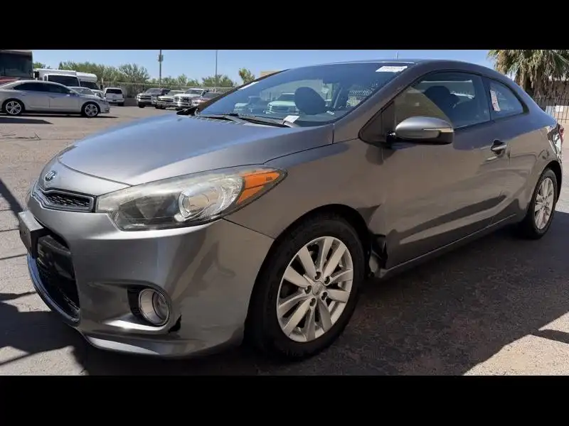 2016 Kia Forte EX Auto's photo