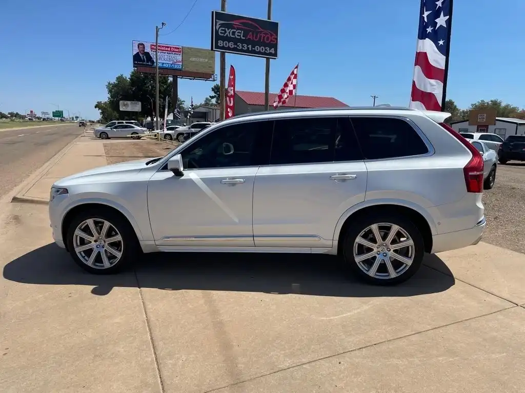 2016 Volvo XC90 T6 AWD Inscription's photo