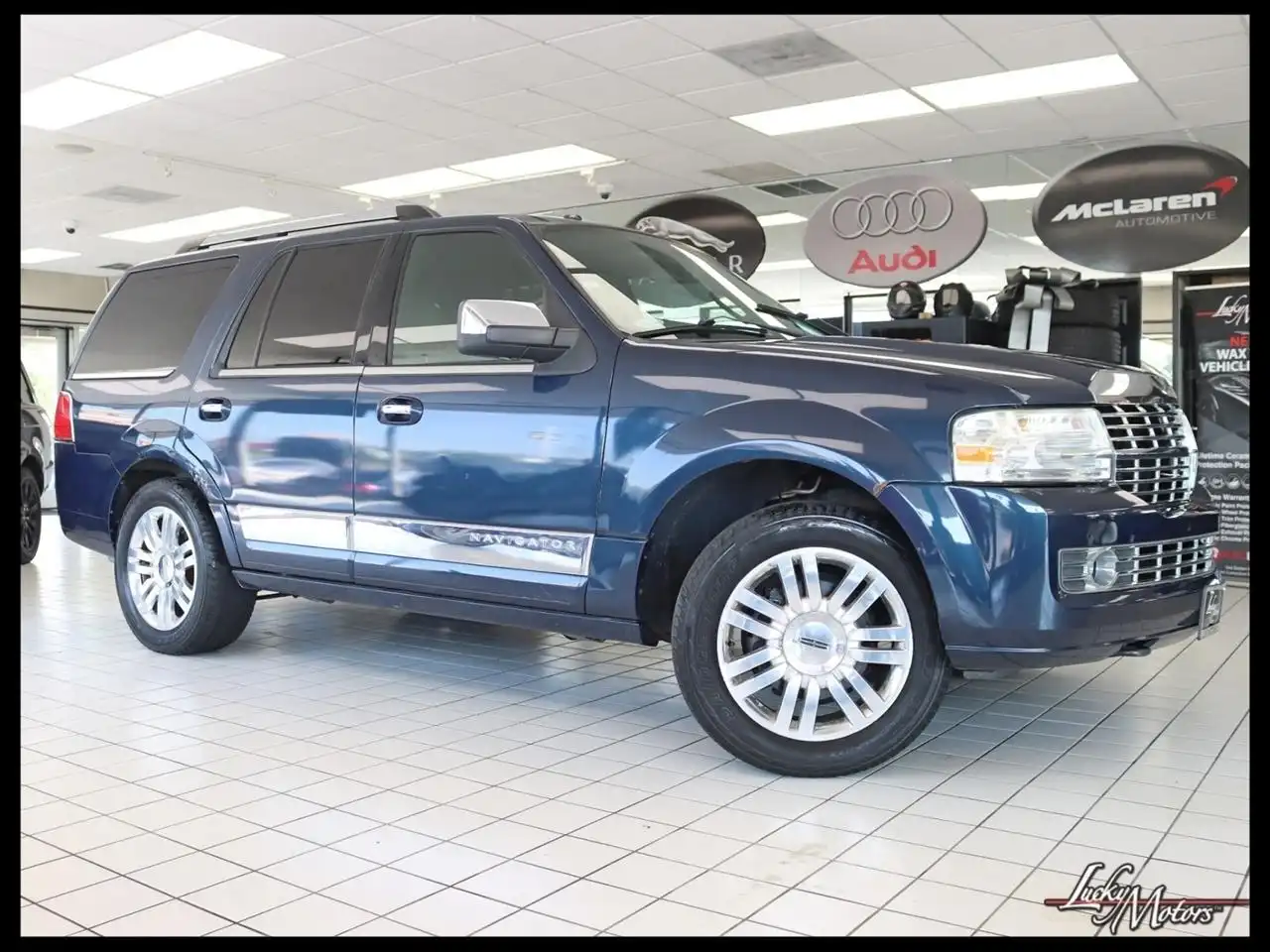 2014 Lincoln Navigator 4WD's photo