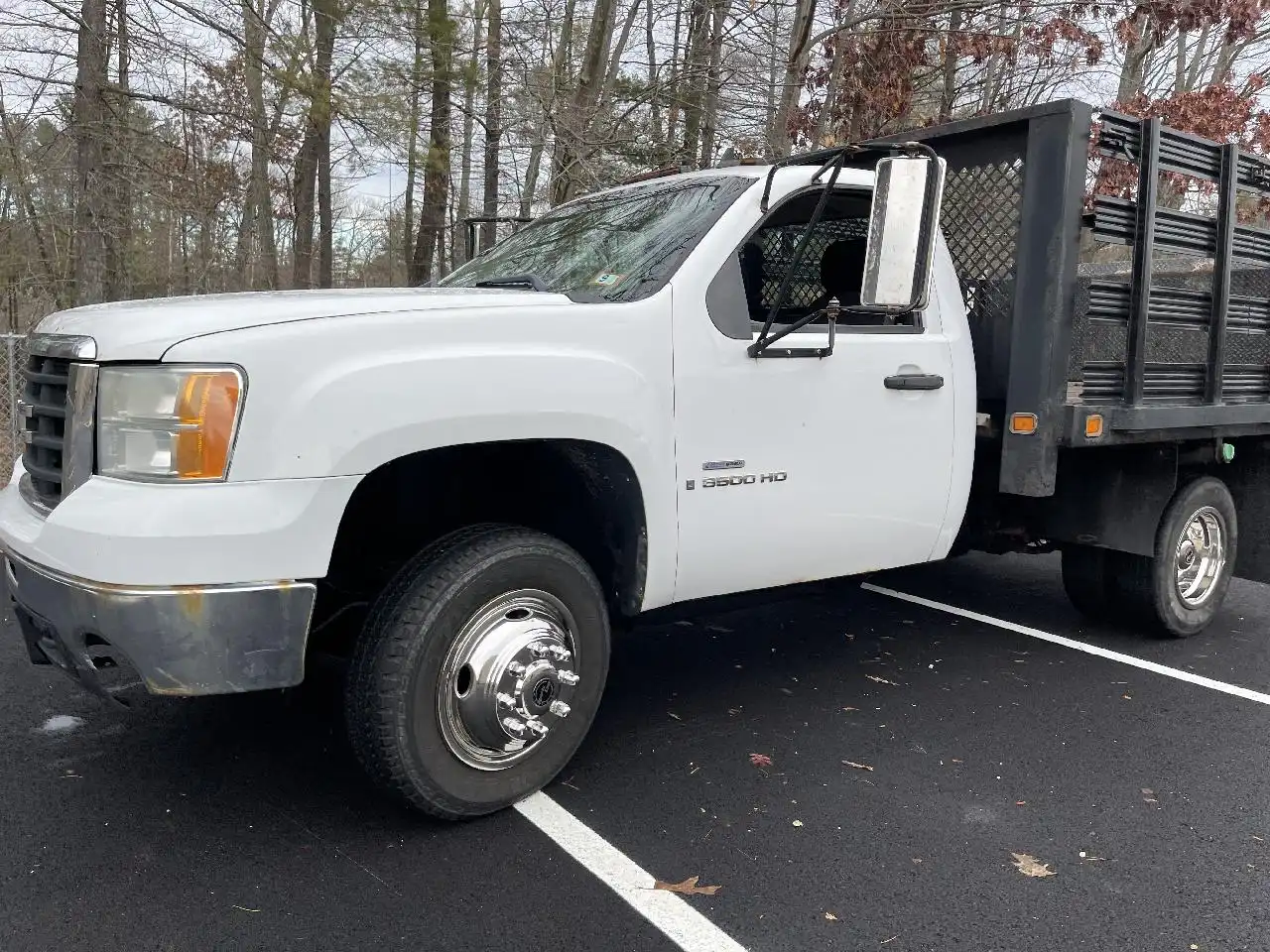 2009 GMC Sierra 4WD Regular Cab Work Truck 8ft DRW's photo