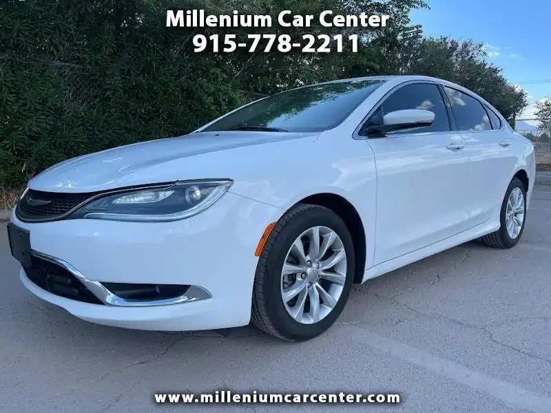 2016 Chrysler 200 C's photo