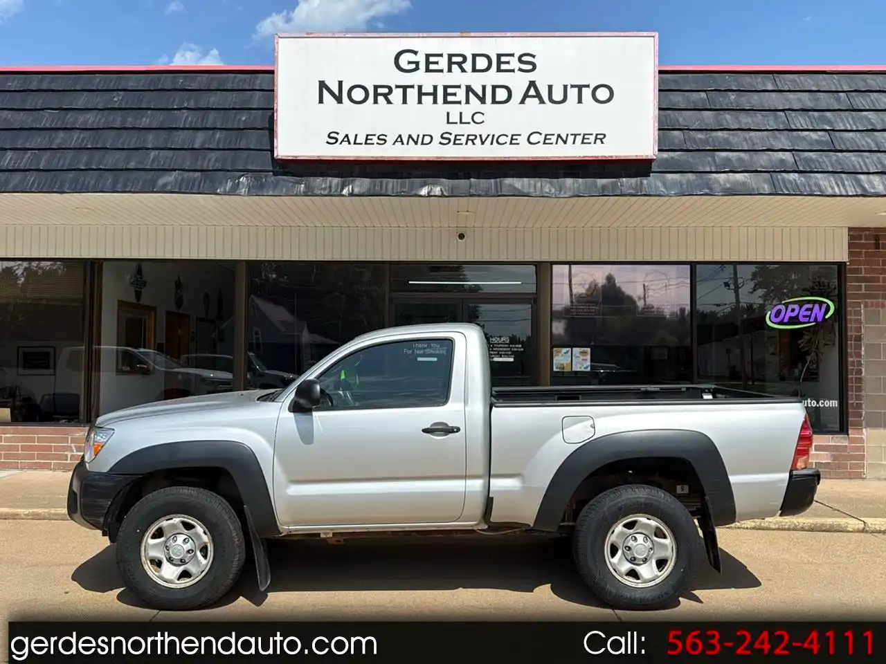 2012 Toyota Tacoma 4WD Regular Cab AT's photo