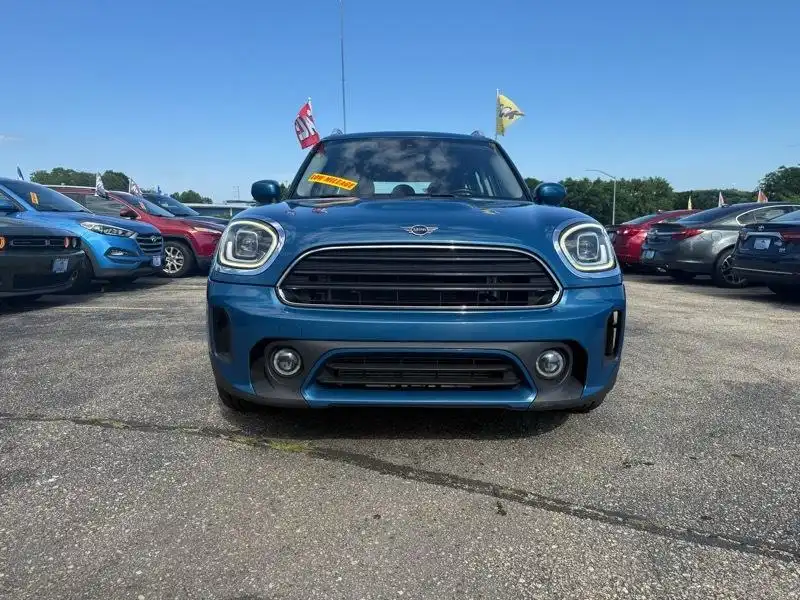 2022 MINI Countryman Cooper's photo