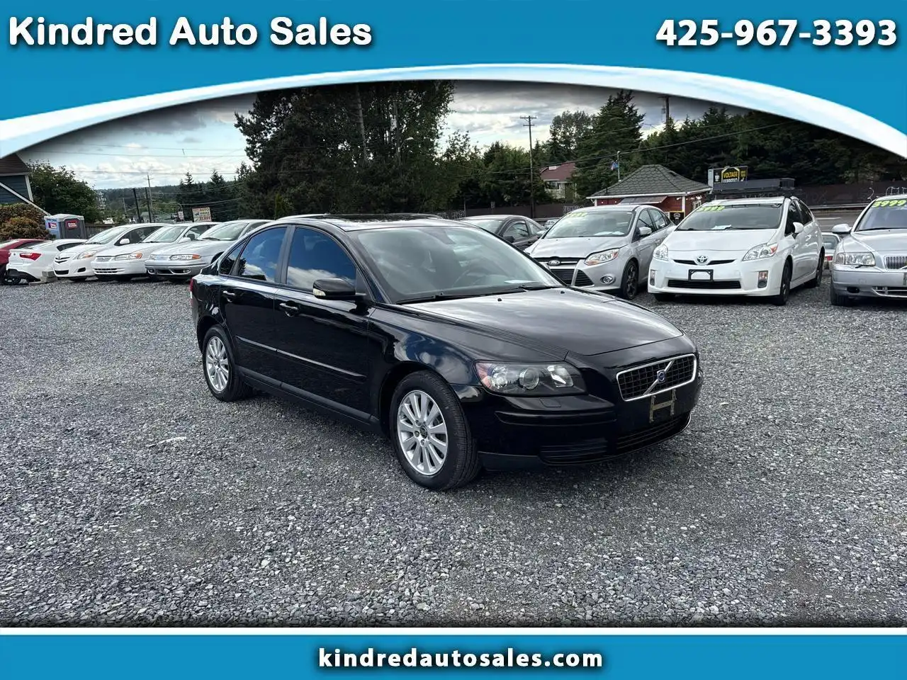 2005 Volvo S40 2.4i's photo