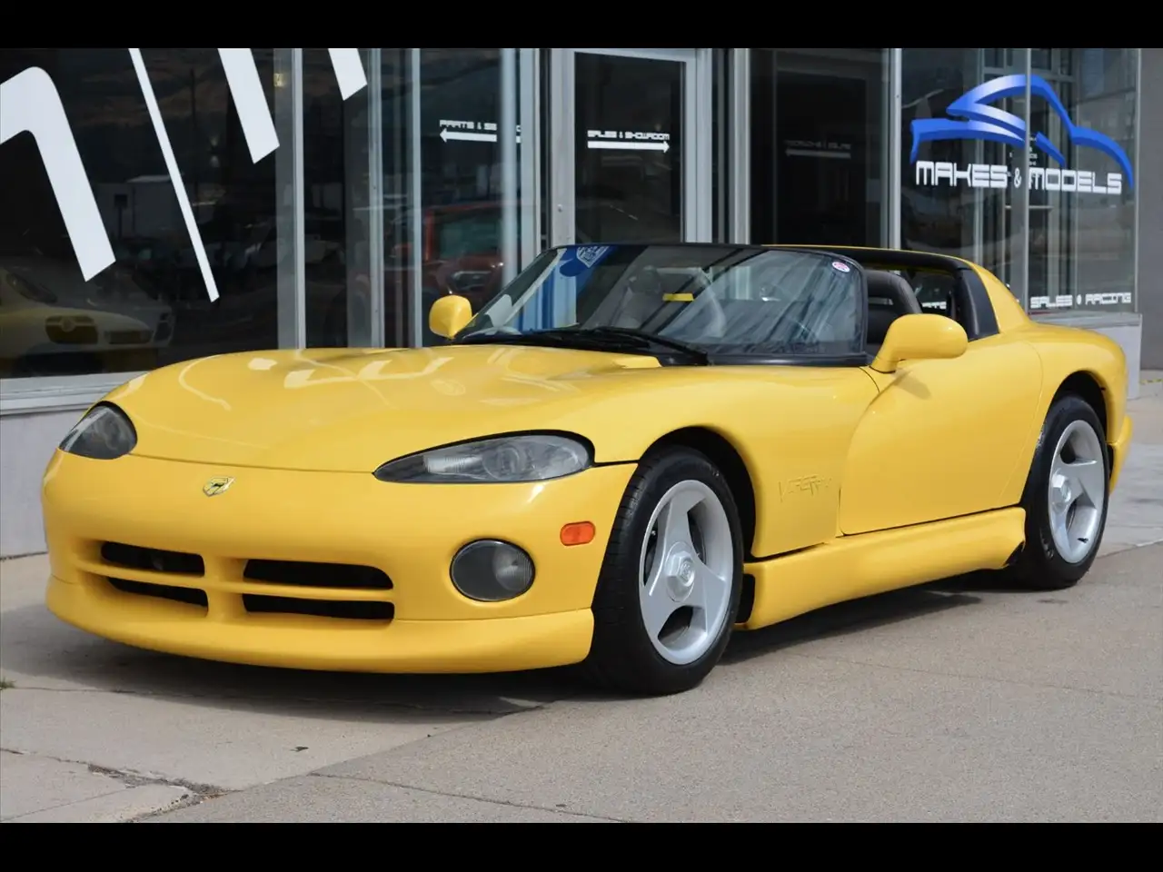 1995 Dodge Viper's photo