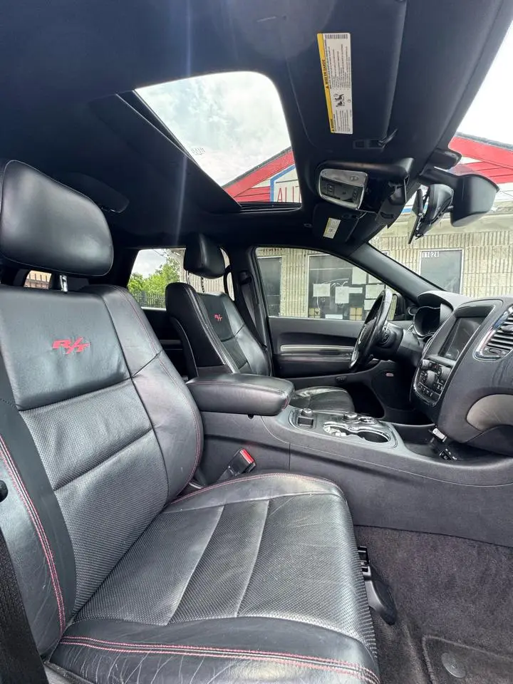 2017 Dodge Durango R/T AWD photo 4