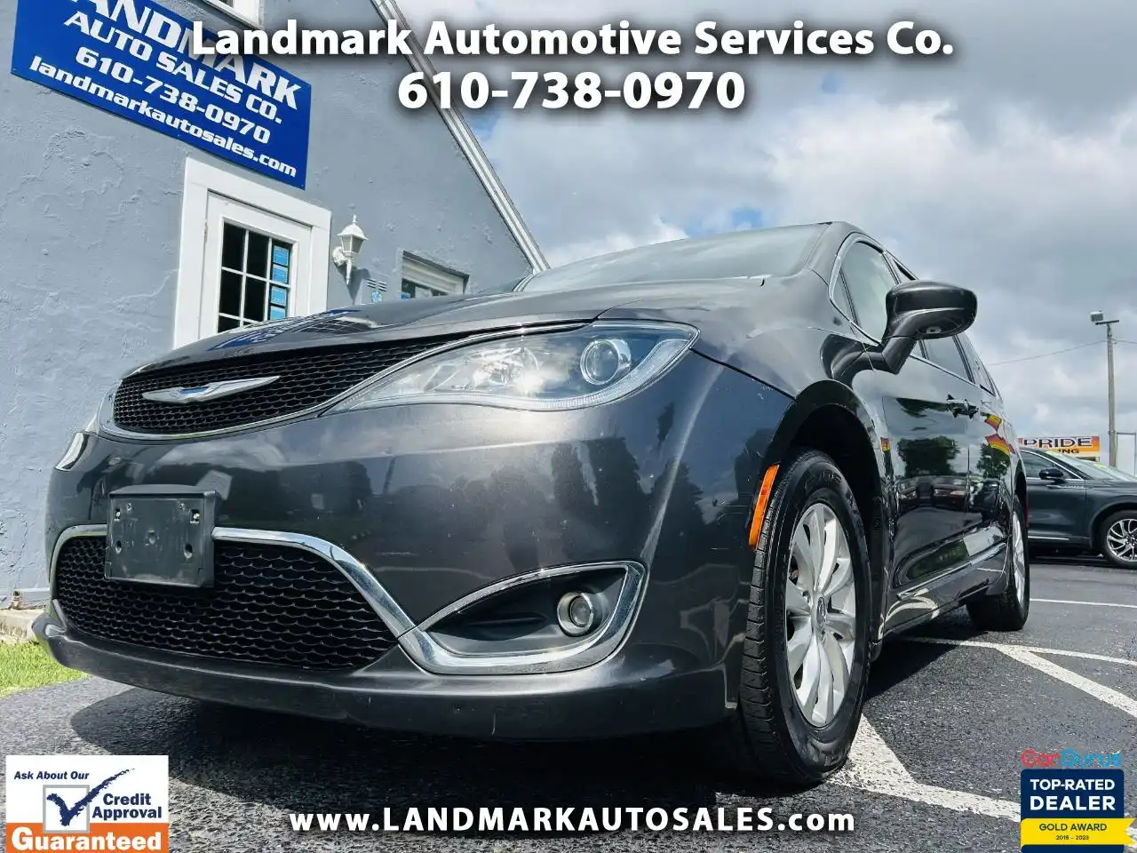 2018 Chrysler Pacifica Touring L Plus's photo