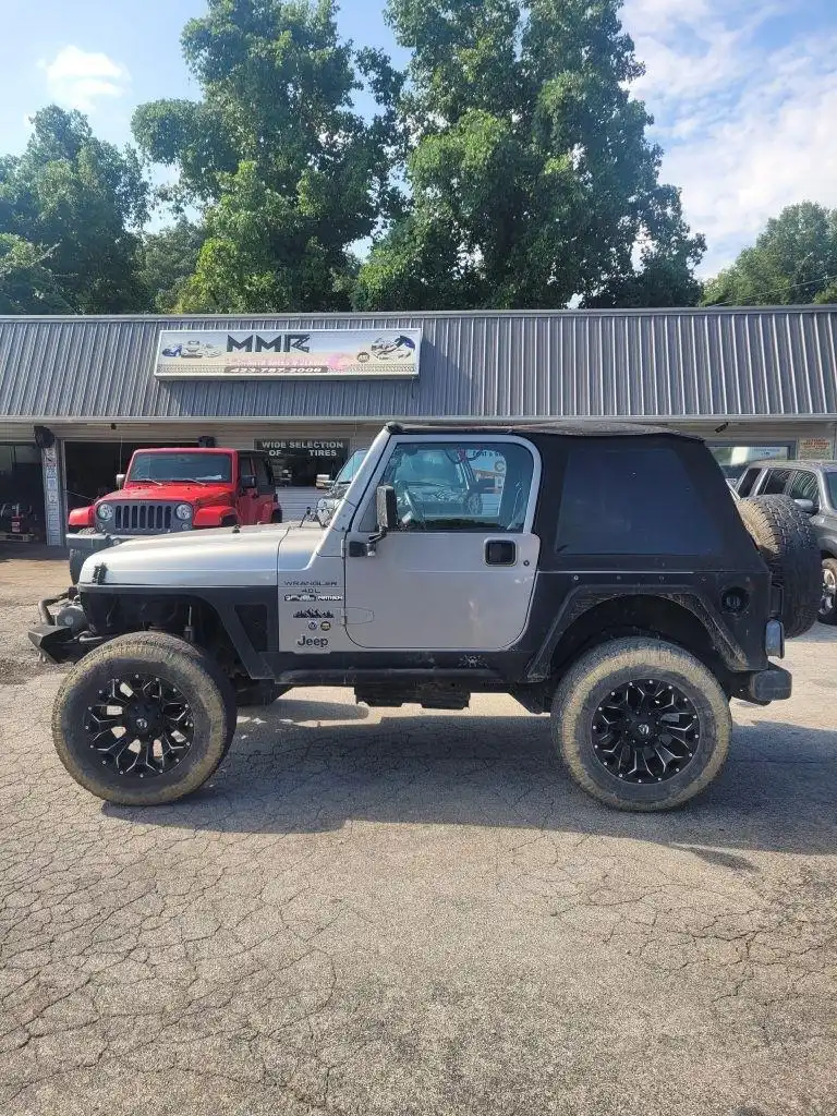 2001 Jeep Wrangler Sport's photo
