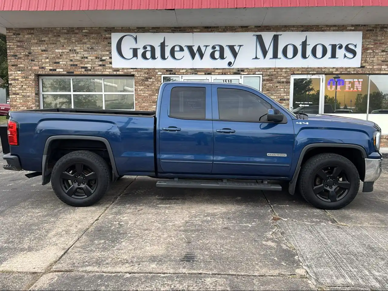 2017 GMC Sierra 4WD Double Cab Standard Box's photo