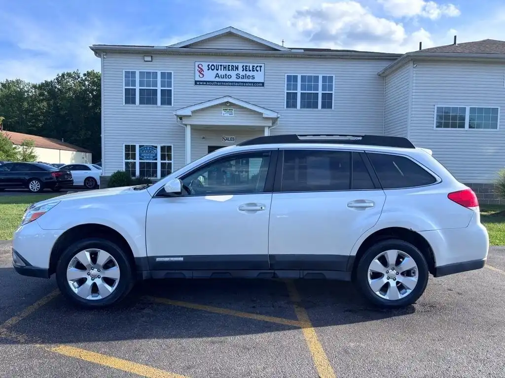 2010 Subaru Outback 2.5i Premium CVT's photo