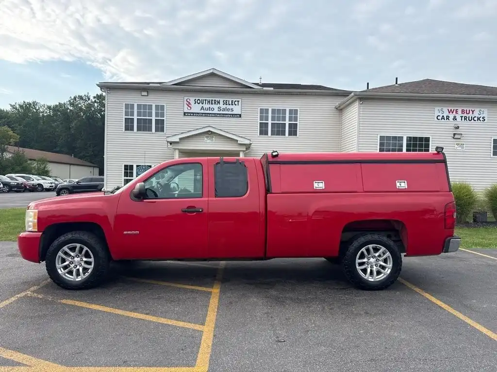 2011 Chevrolet Silverado 1500 LT Extended Cab LWB's photo