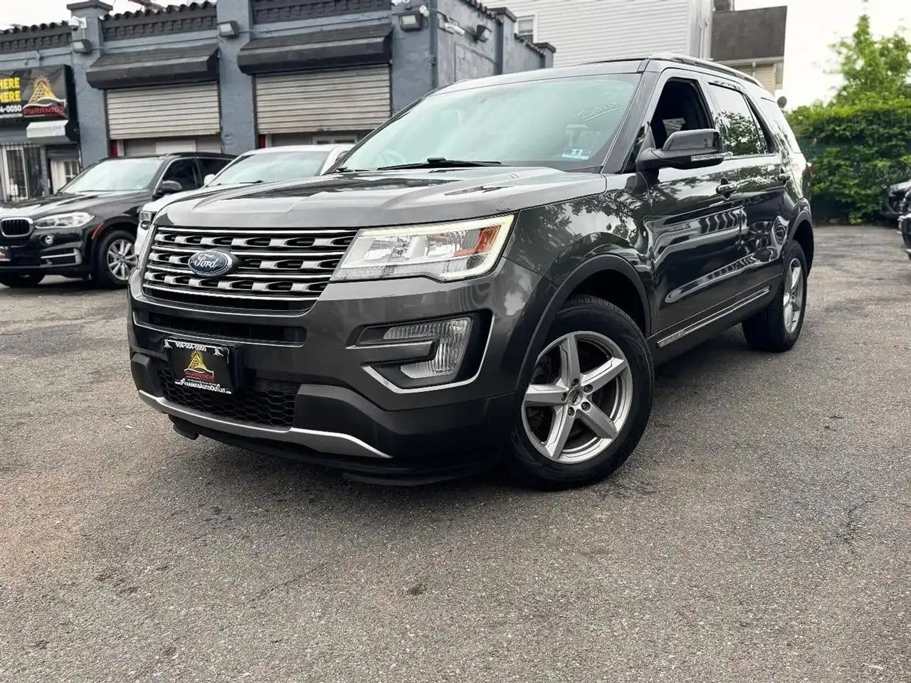 2017 Ford Explorer XLT 4WD's photo